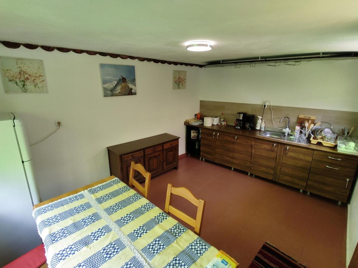 La Tataia Zahei Hotel Dragus Bagian luar foto