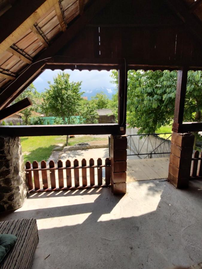 La Tataia Zahei Hotel Dragus Bagian luar foto