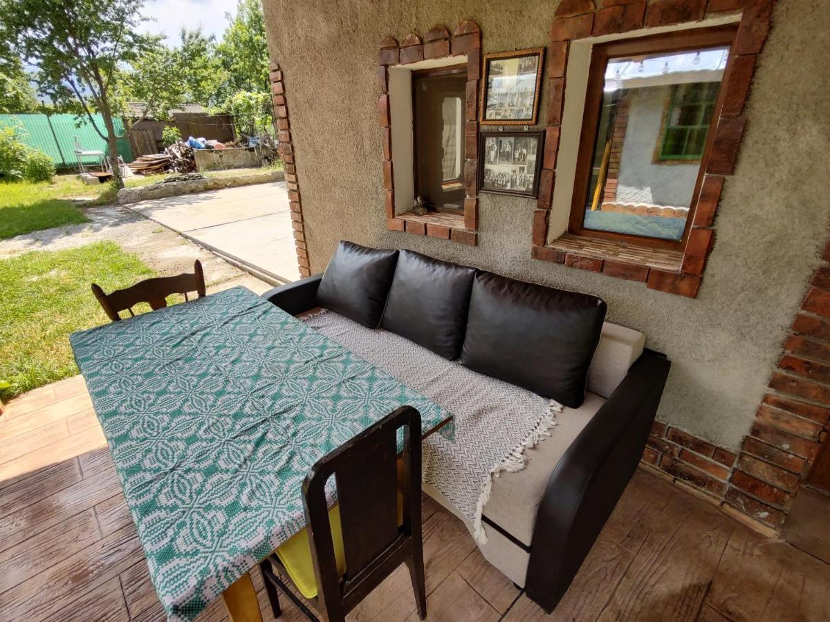 La Tataia Zahei Hotel Dragus Bagian luar foto